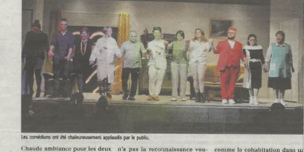 Articles de journaux suite à la représentation théâtrale des 28 et 29 mars
