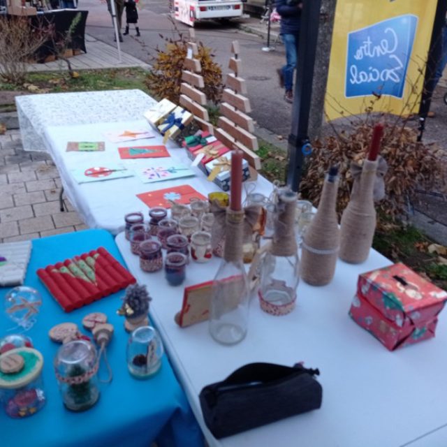 Participation des ados du Secteur Jeunes au marché de Noël de Pouilly